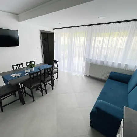 Csatari Haz - * Szekszárd