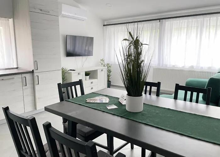 Apartament Csatari Haz -